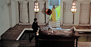 Dr. Phibes Rises Again Screenshot